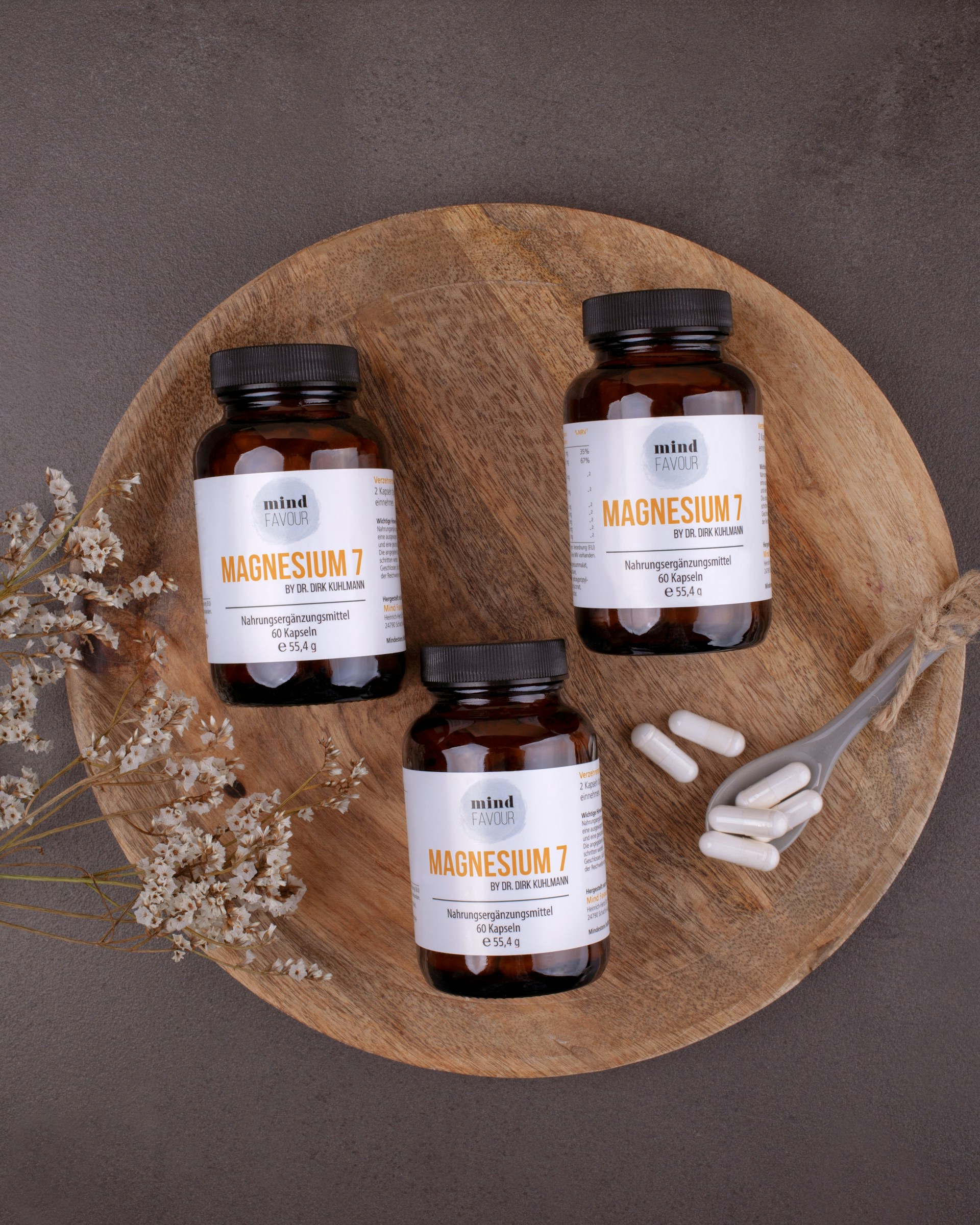 Discover the top benefits of Magnesium Glycinate, including better sleep, reduced stress, fewer muscle cramps, and improved energy. Learn who should take it and how it works.